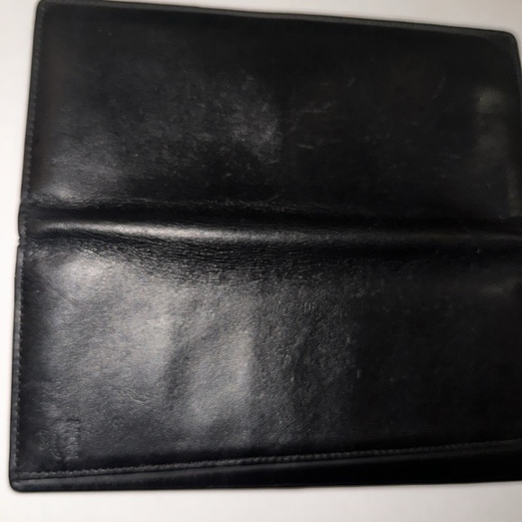 Assorted Louis Vuitton, Gucci, Loewe,MCM, YSL,Christian Dior handbags & wallets - Picture 5 of 16